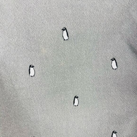 American Eagle Seriously Soft Gray Penguin Print Men's Button Front Size Large - Picture 3 of 8